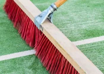 Como cuidar da Grama Sintética