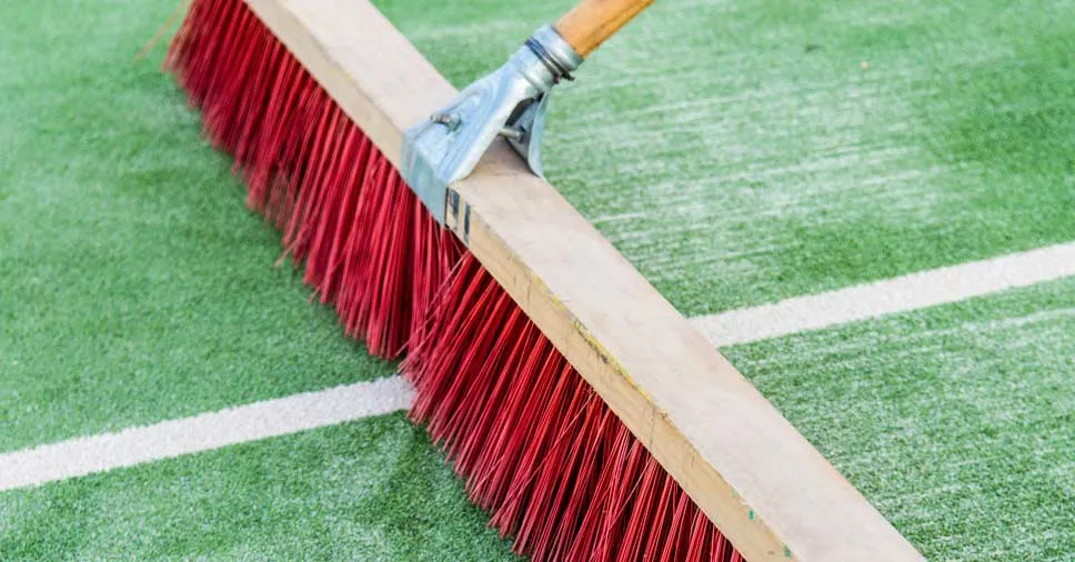 Como cuidar da Grama Sintética